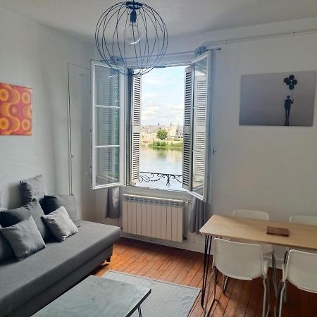 T2 Vue Sur Loire Local Velo Apartment Saumur Luaran gambar